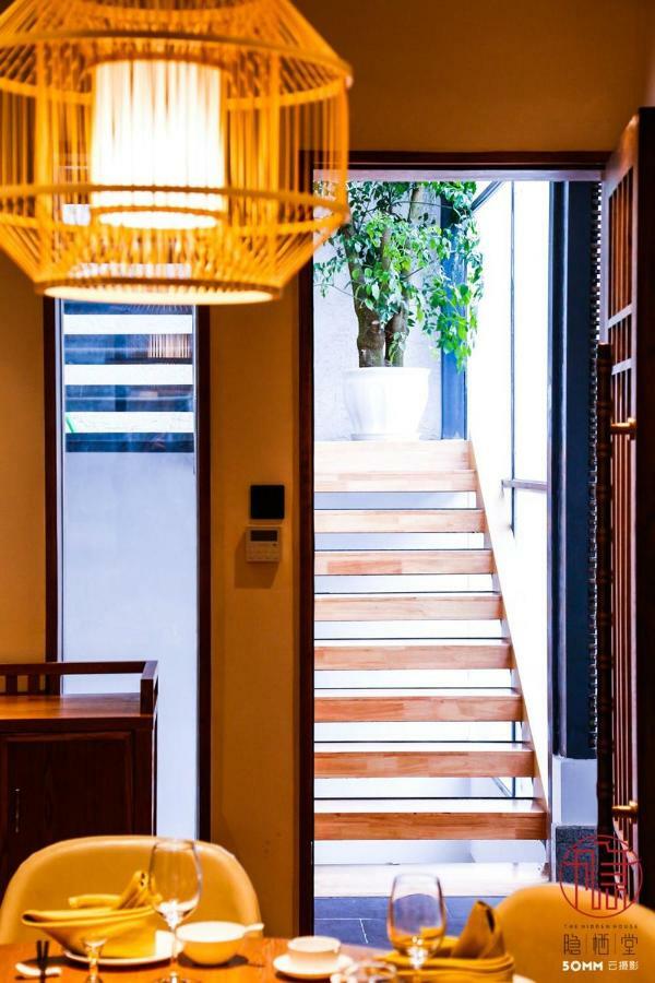 The Hidden House Hotell Chengdu Exteriör bild